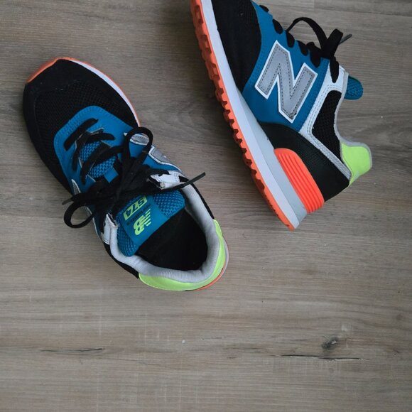 Women New Balance 574 - Picture 6 of 6